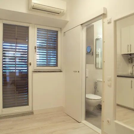 Apartmaji Diversorio Izola Exterior foto