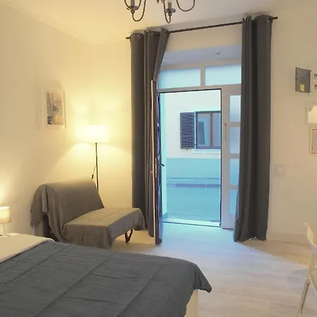 Apartmaji Diversorio Izola Exterior foto