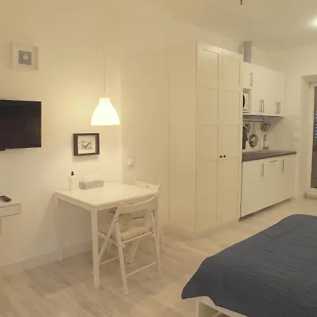 Apartmaji Diversorio Izola Exterior foto